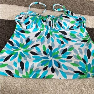 😎 Super cute Tankini Swim Top